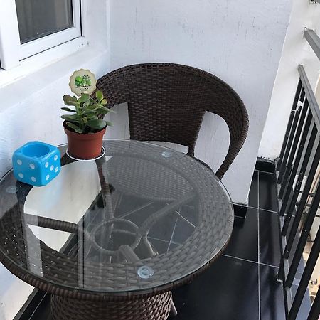 באטומי Apartment Like Home מראה חיצוני תמונה